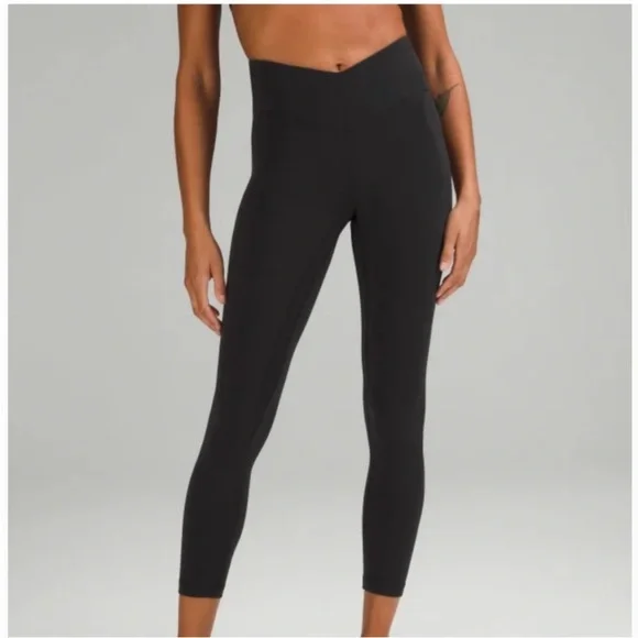 Lululemon Align V Waist Legging Black - Picture 2 of 6